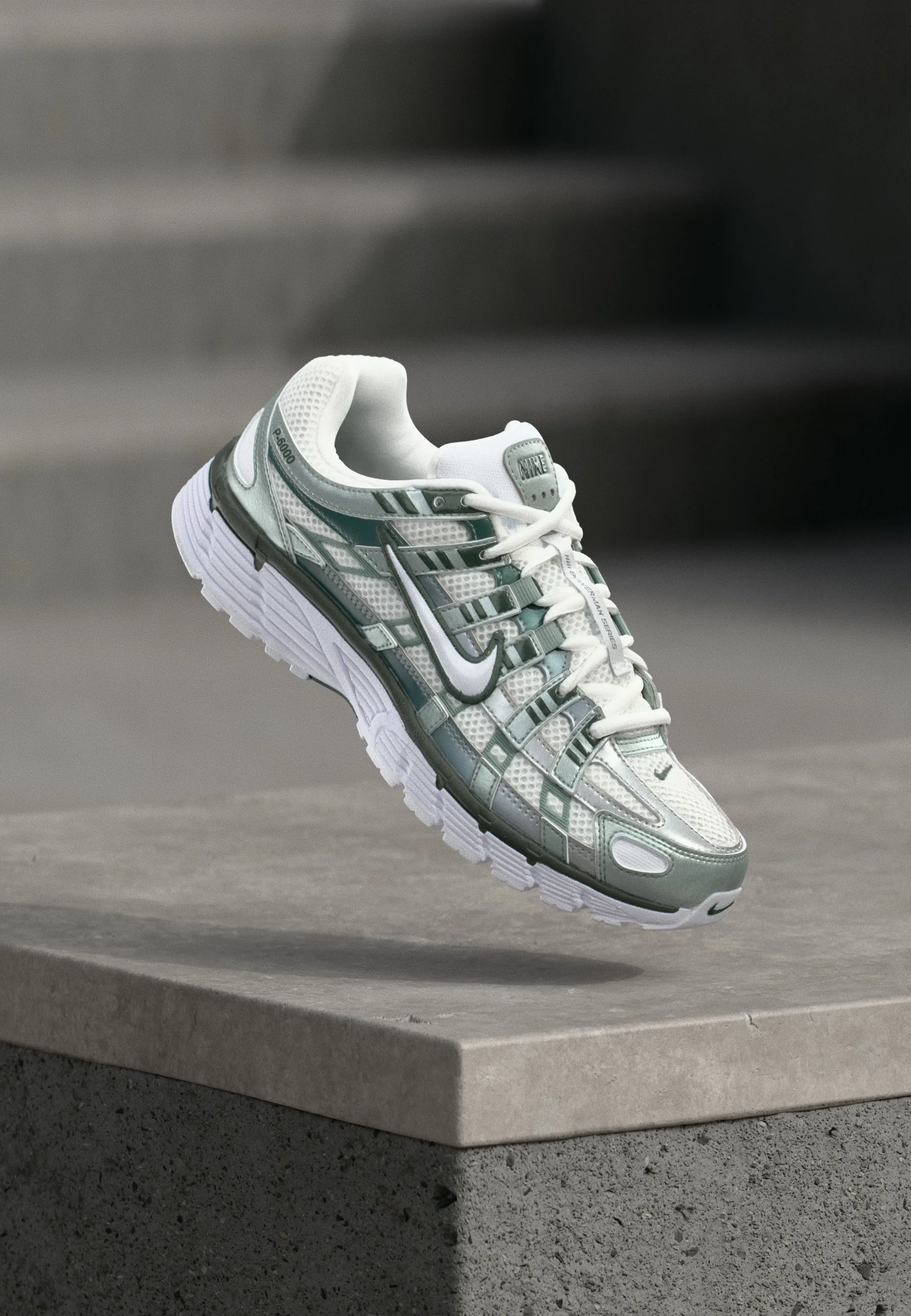 Nike 6000