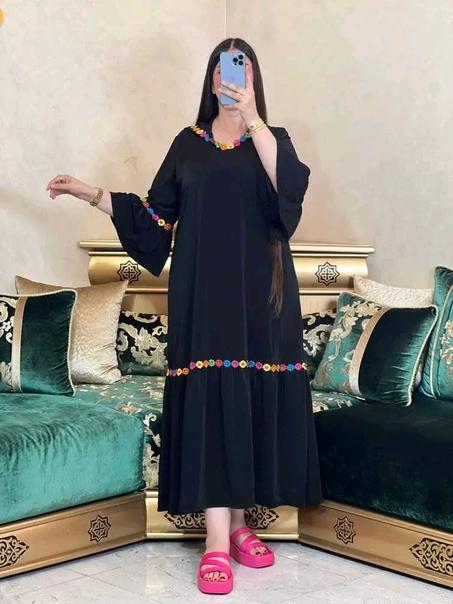 جلابة عصرية بدنتيل للوردة