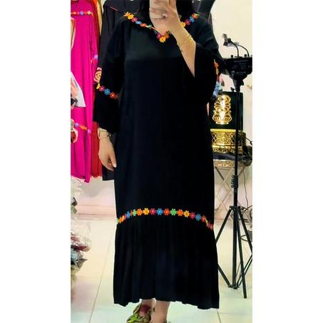 جلابة عصرية بدنتيل للوردة