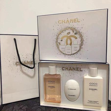 بوكس شانيل الفاخر – Chanel Luxury  Box