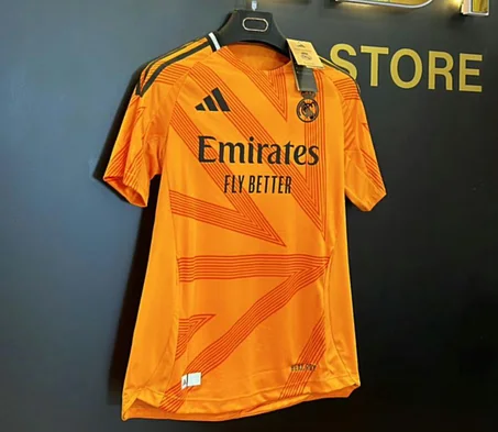 قميص ريال مدريد الثاني 2025