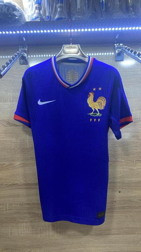 قميص منتخب فرنسا 2025