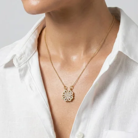 Clover Necklace