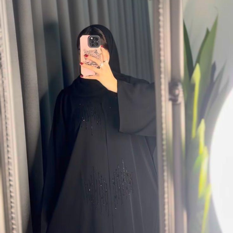 عباية نسائية