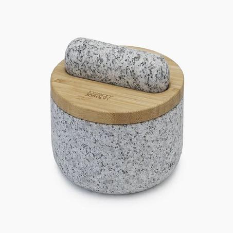 مدقة وهاون مصنوعة