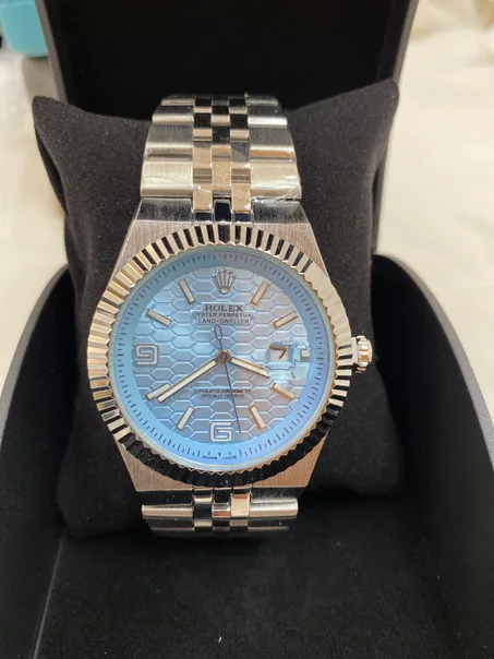 ROLEX Montre de Luxe Édition Limitée – Cadran Motif Nid d'Abeille