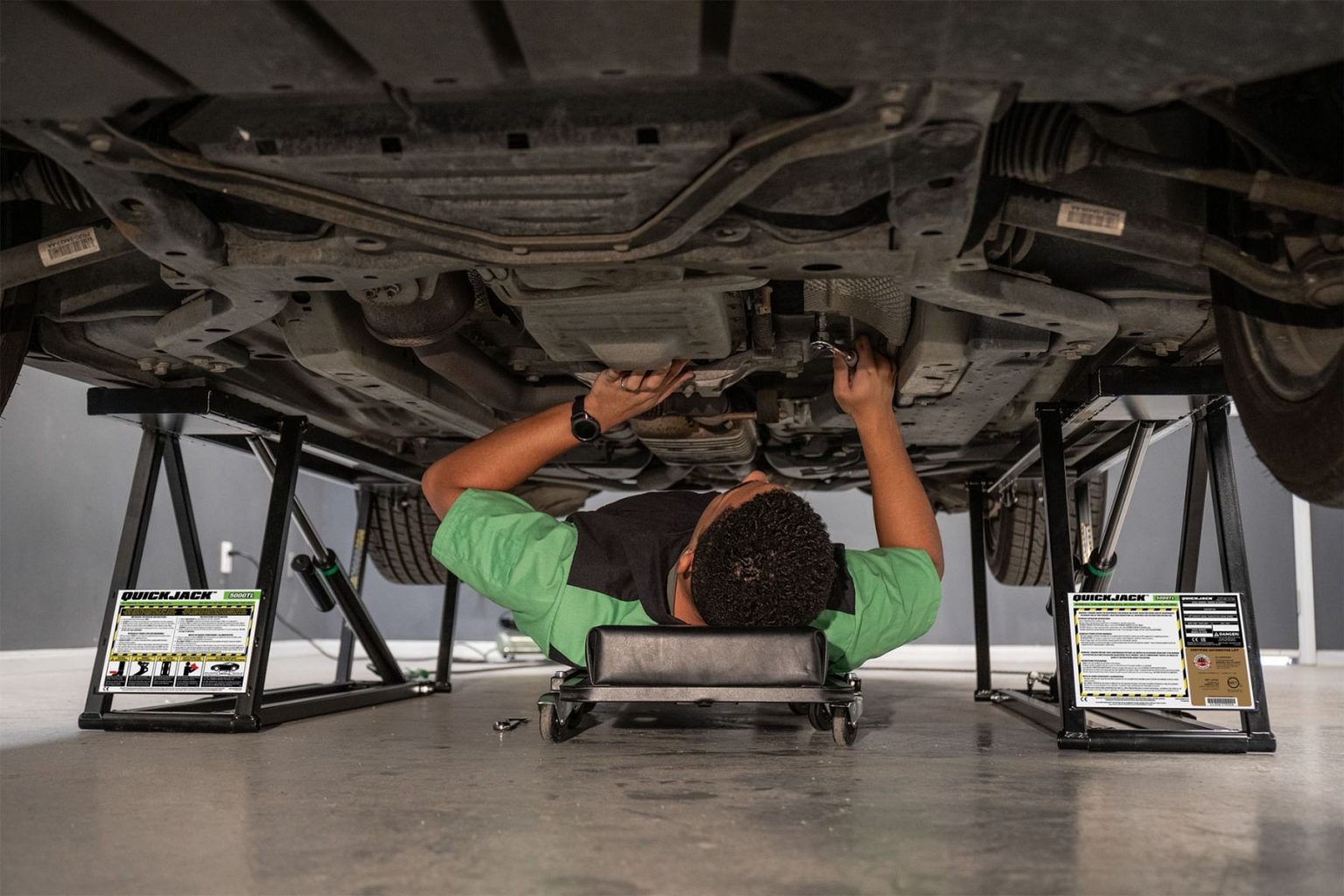 QuickJack 5000TL – Portable 5,000lb Capacity Car