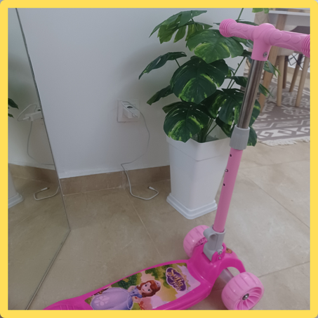 🛴✨ سكوتر الجيل الجديد للأطفال – مغامرة تبدأ بنقـرة! ✨🛴