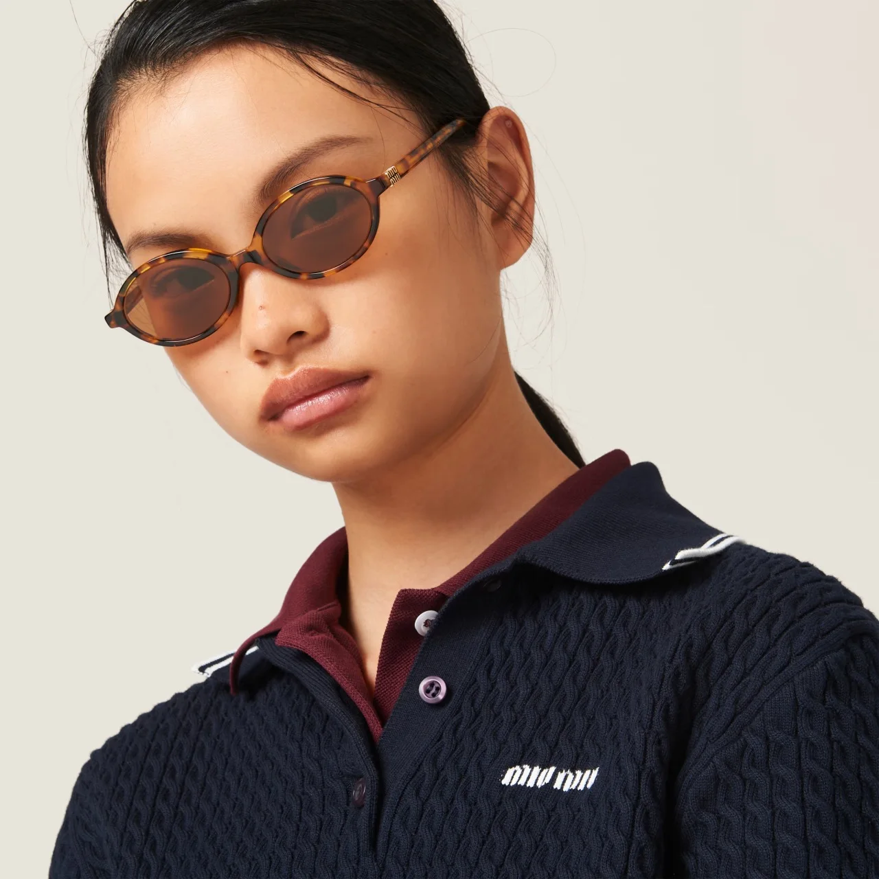 miu mui  MU 04ZS noir