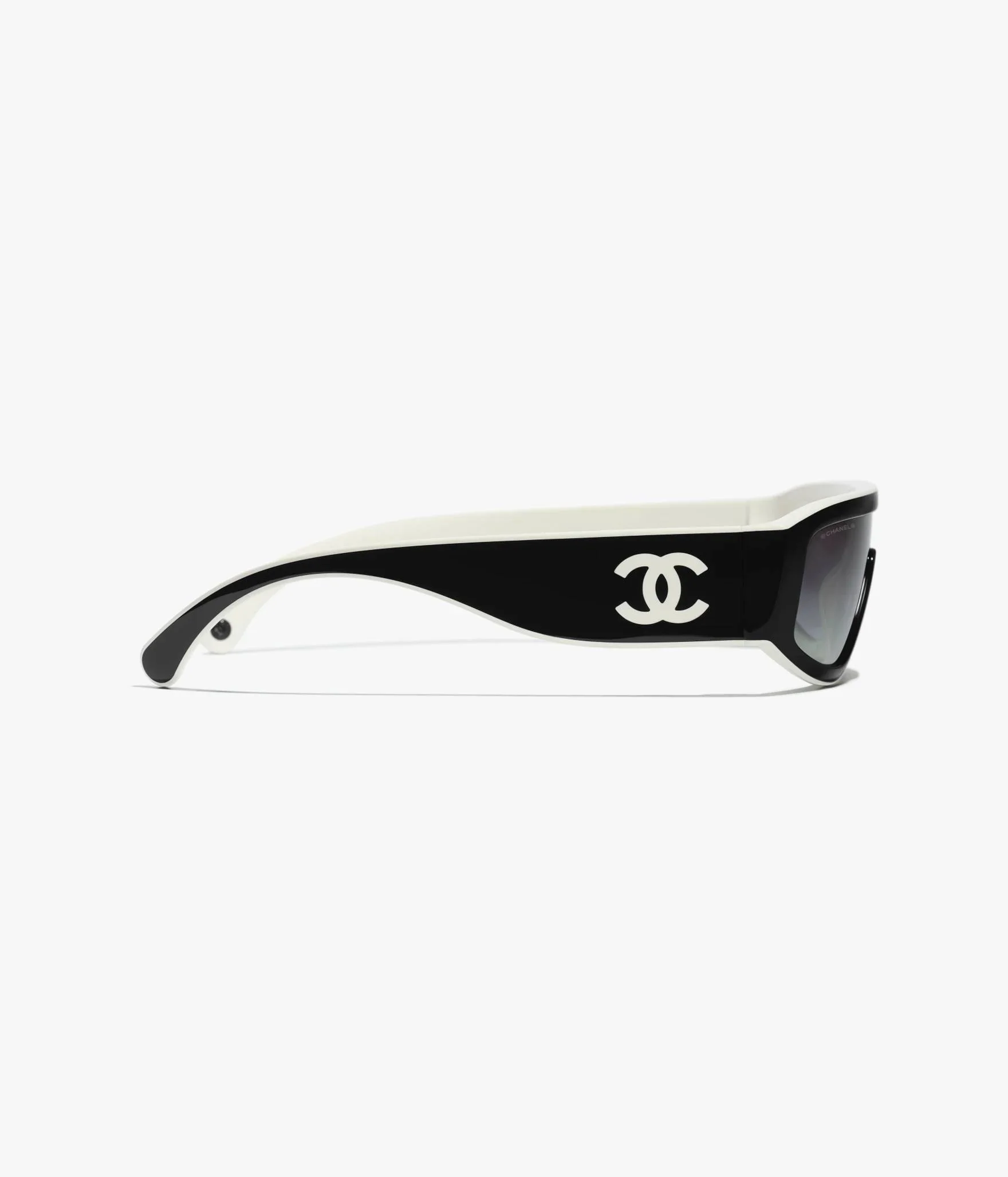 CHANEL 6057 Shield