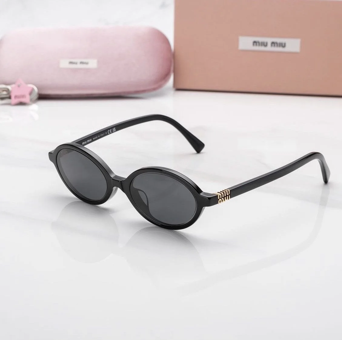 Miu Miu 04ZS Balck