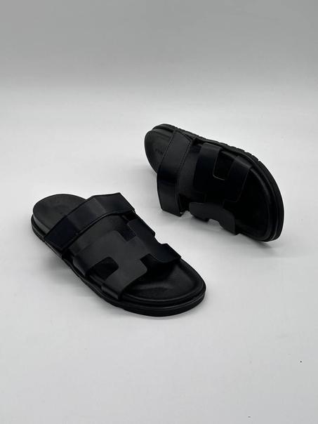 Sandales en cuir noir