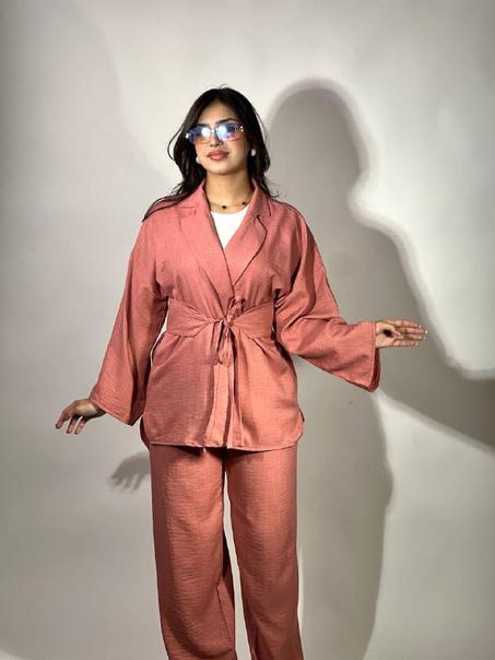 الاطلالة العصرية الأنيقة بحزام