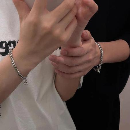 سوار مغناطيسي من الفولاذ المقاوم للصدأ