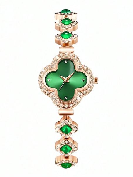 ساعة نسائية فاخرة بتصميم راقٍ ولامع