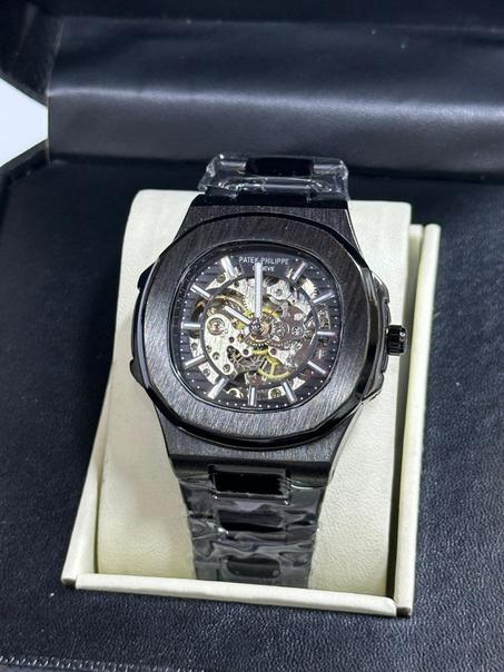 Montre Patek Philippe – Nautilus Skeleton Automatique