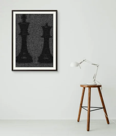 Cliquez sur l'image pour plus de détails ....String art of the king and queen chess pieces