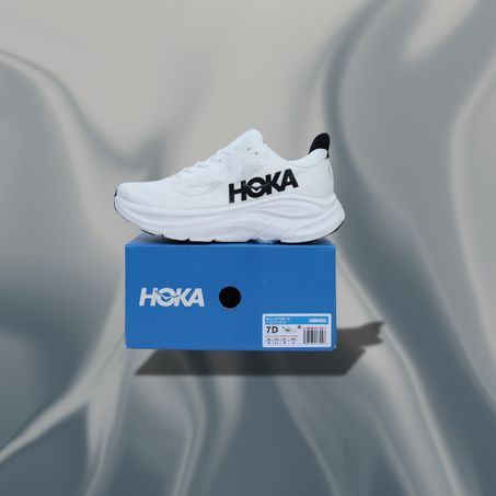 Hoka One One Clifton