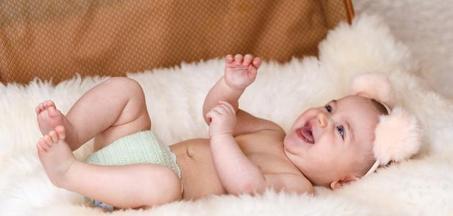 الرضيع والاطفال