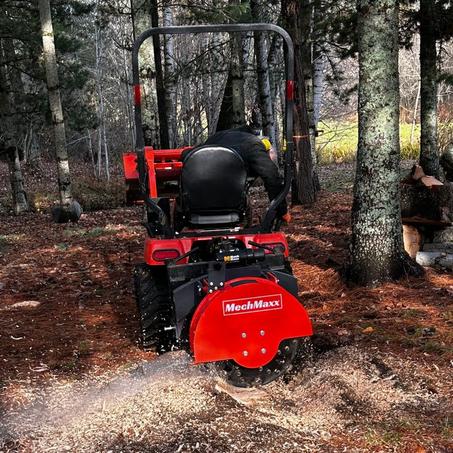 3-Point PTO Stump Grinder with 34 Carbide Teeth (PTO Shaft Included with Slip Clutch), for 15-45HP Tractor, SG24