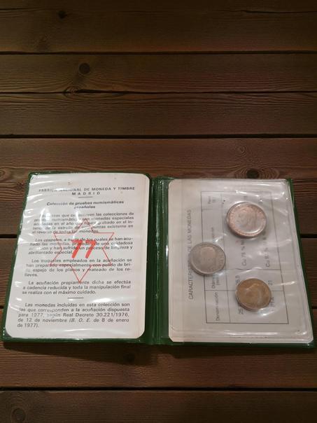 Collection officielle de pièces espagnoles – 1977 (FNMT Madrid)