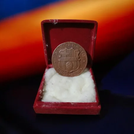 Médaille du 75ème anniversaire de FC Barcelonne