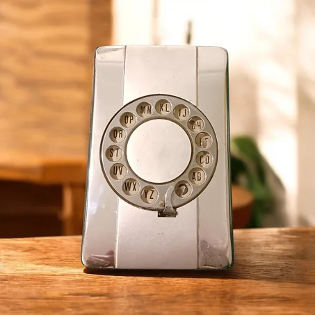 Répertoire téléphonique rotatif vintage – Années 50/60