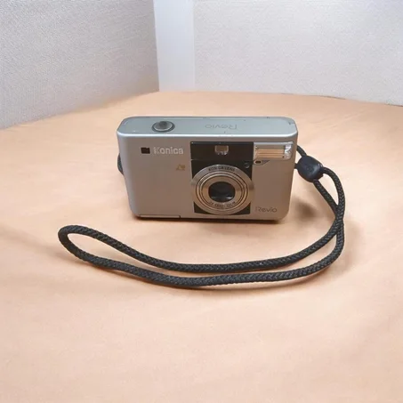Konica Revio