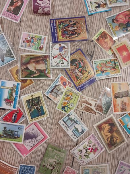 Collection de  10 timbres de différents pays au choix