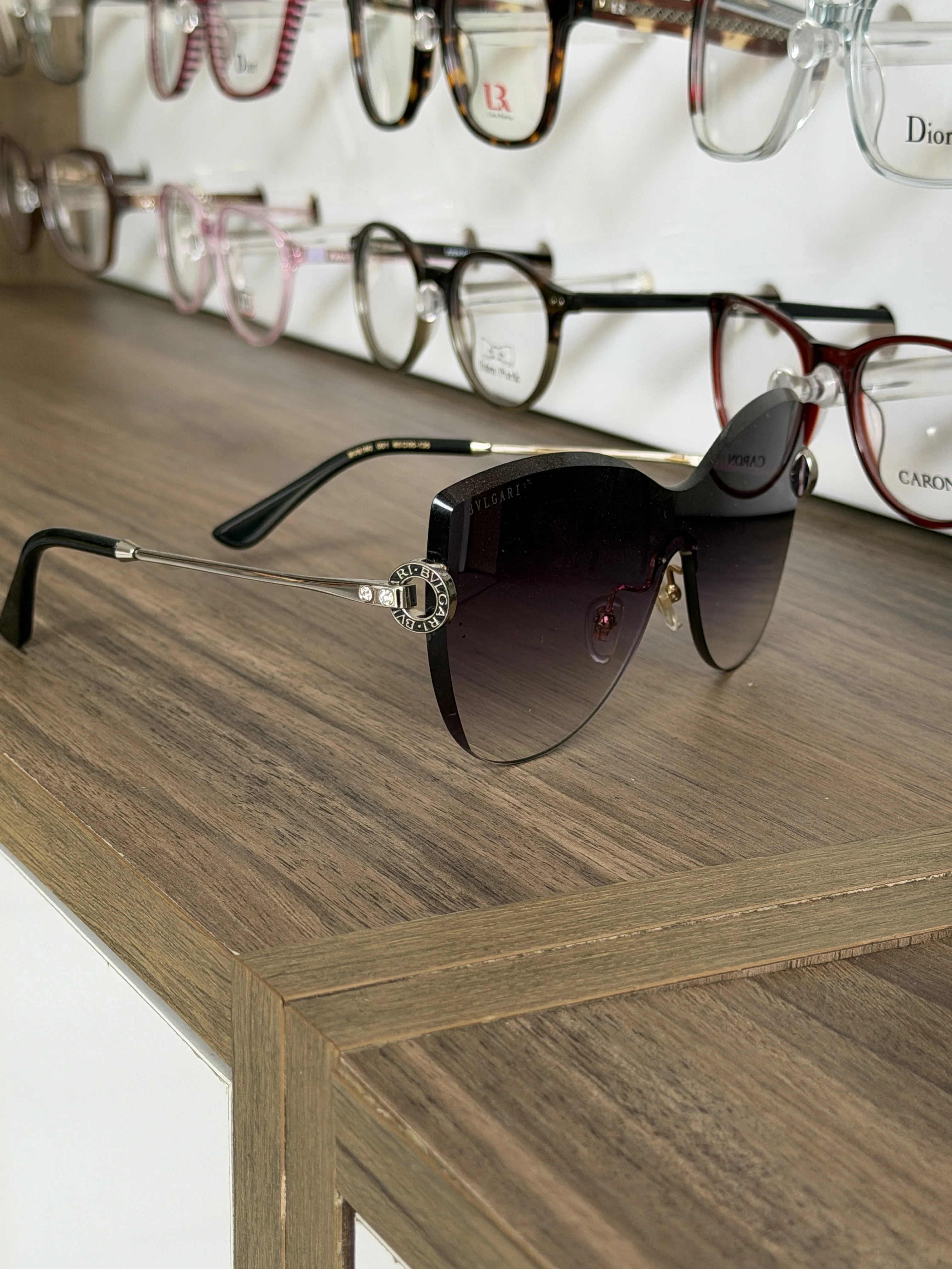 BVLGARI Lunettes de soleil masque dégradé sans monture