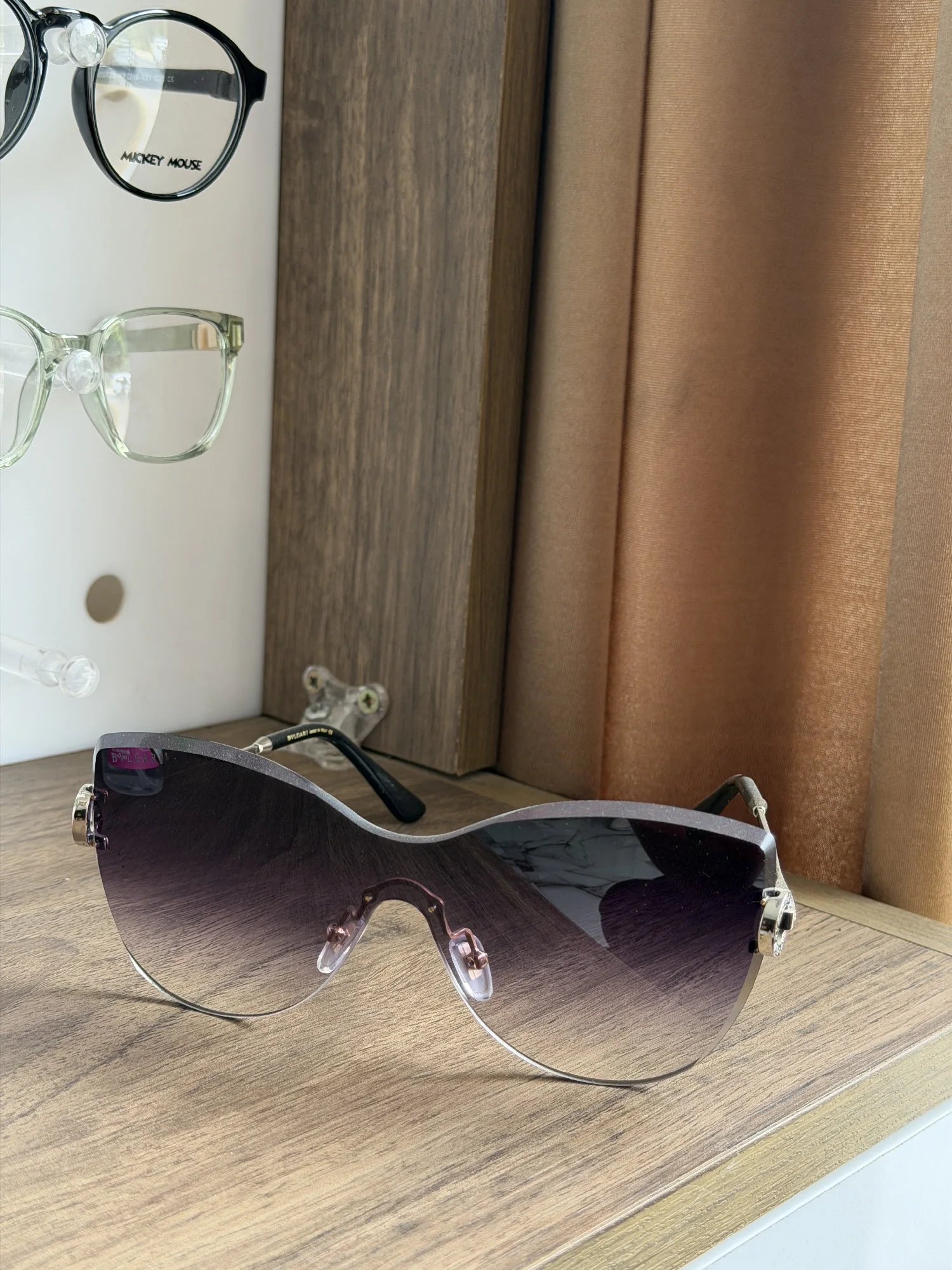 BVLGARI Lunettes de soleil masque dégradé sans monture