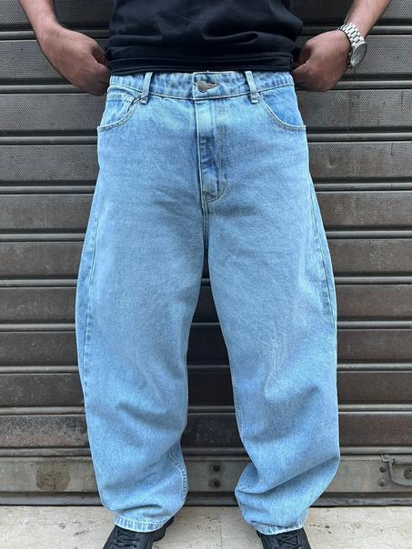 baggy jeans light blue