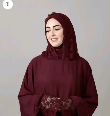 ملابس نسائية