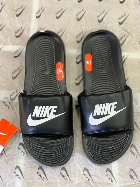 سندالة رجالية NIKE