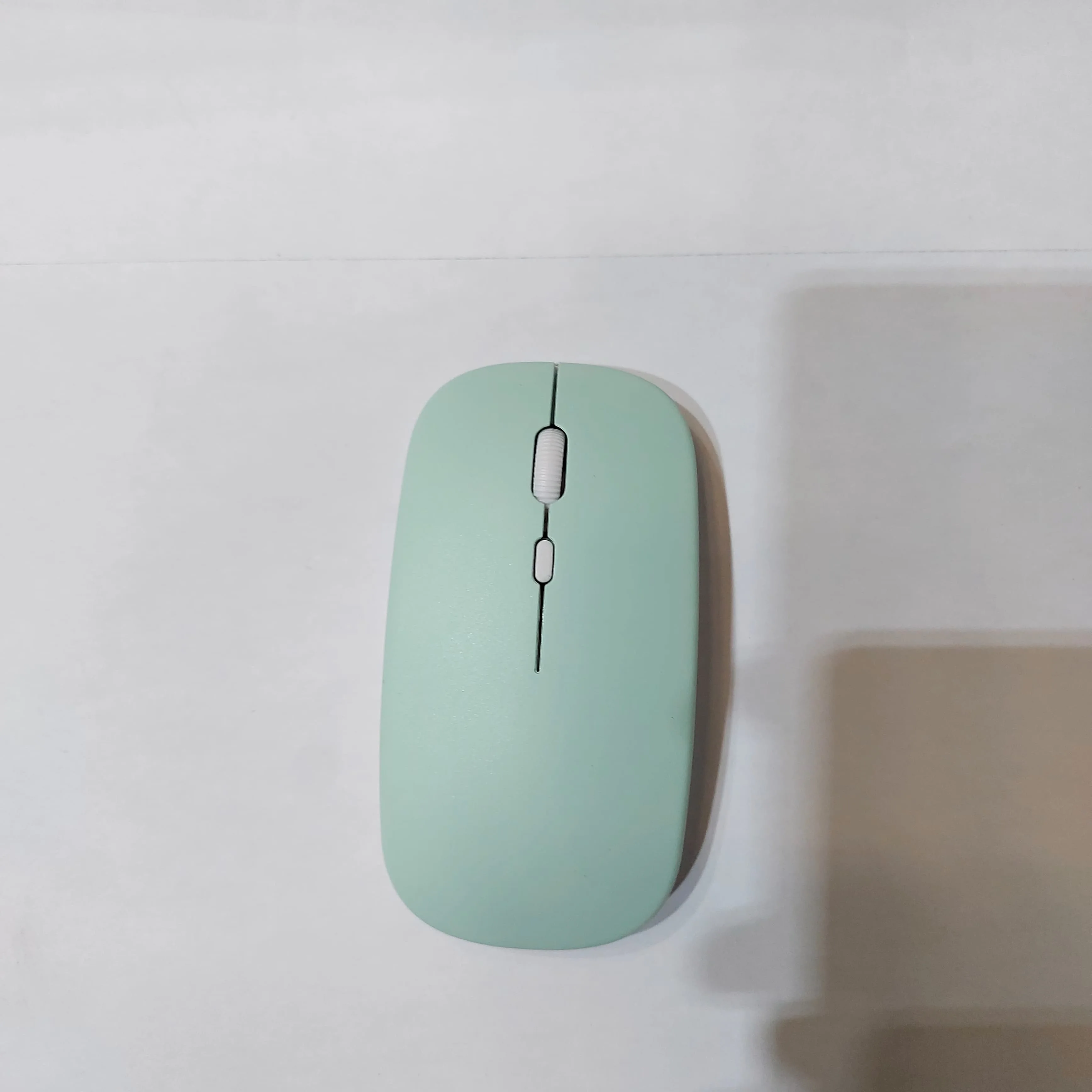 • كيبورد و ماوس بلوتوث