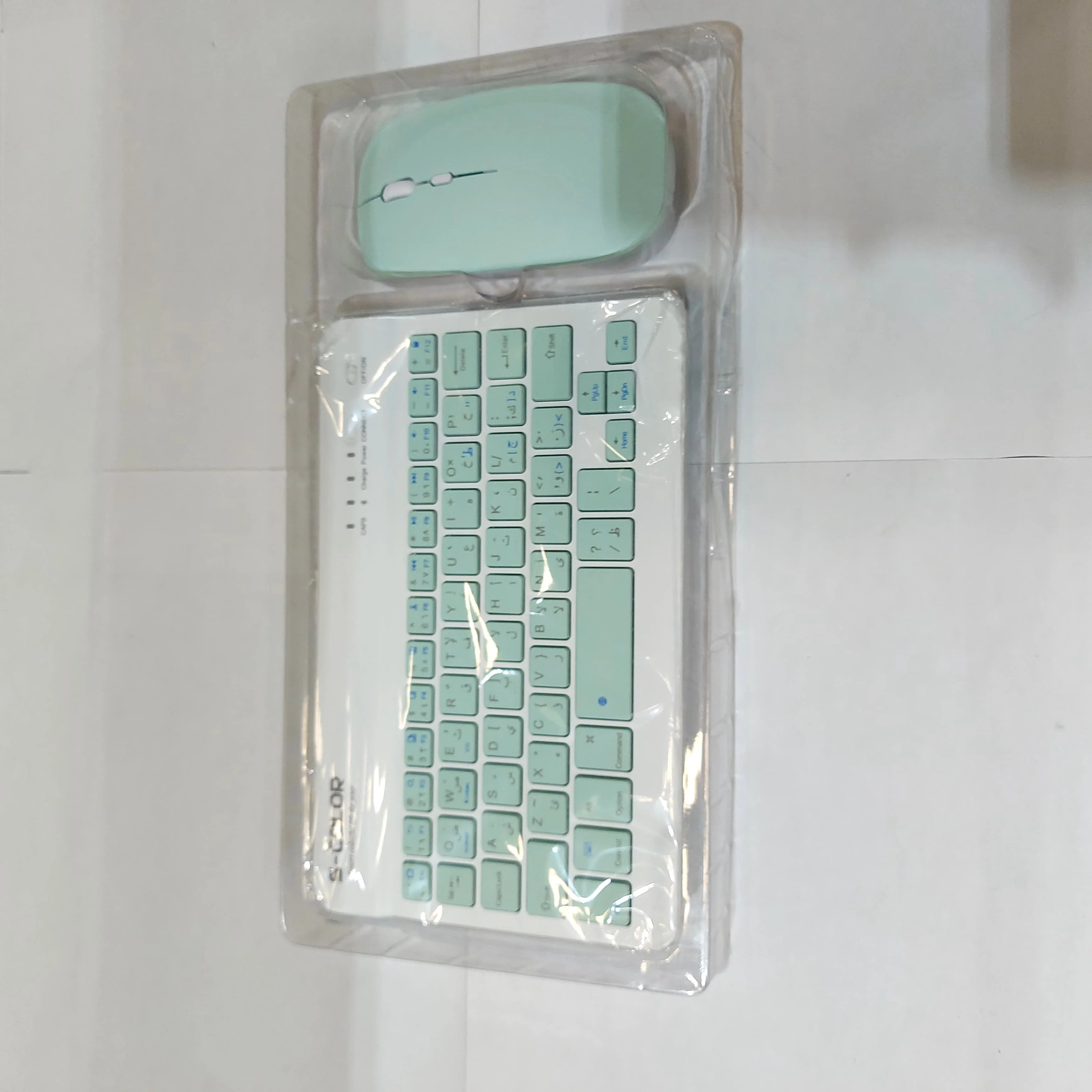 • كيبورد و ماوس بلوتوث