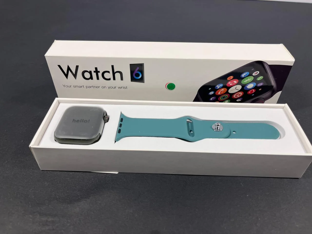 ساعة يد ذكية بشاشة كاملة