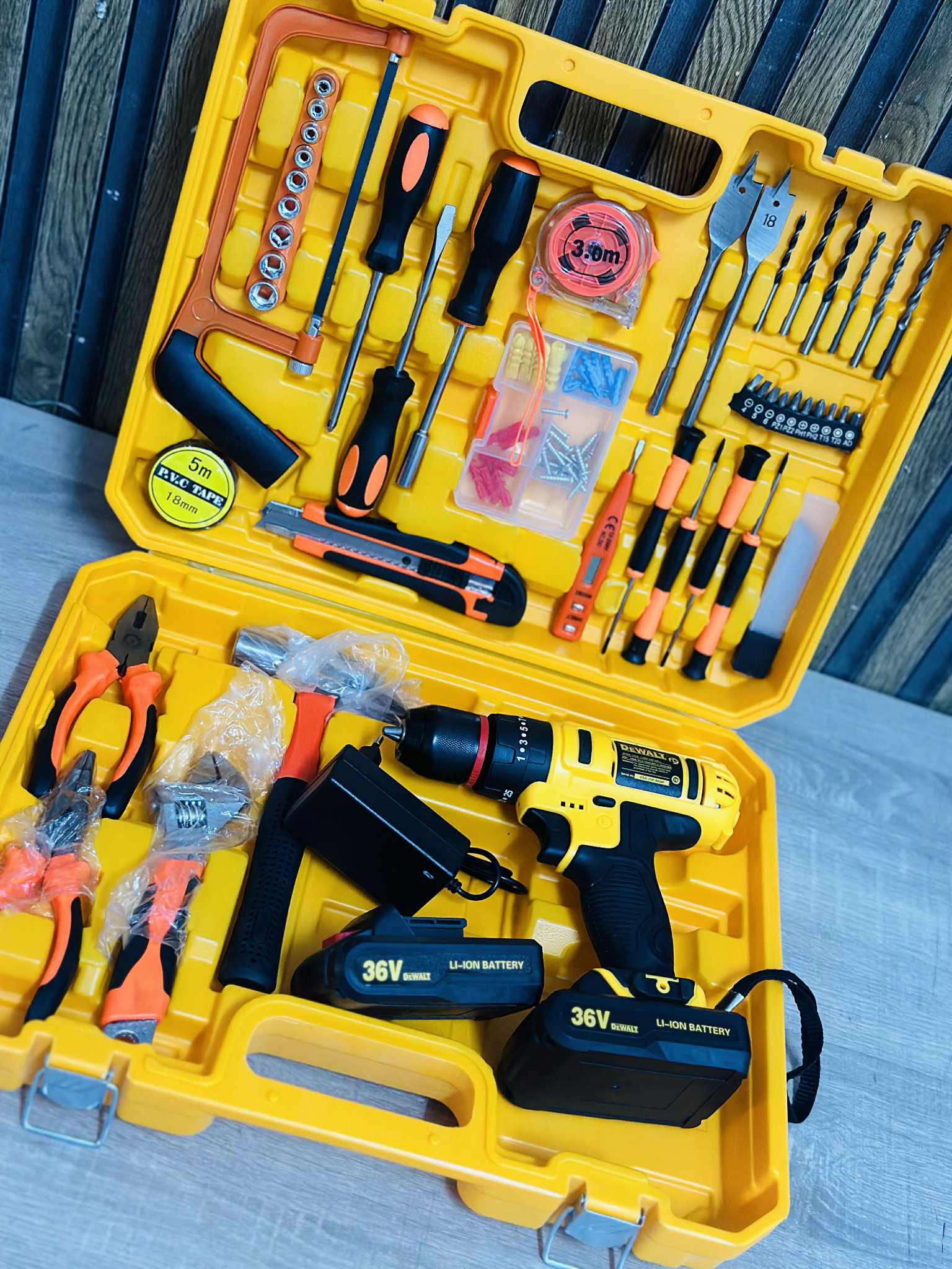 Valise Complète 128 Pièces – Perceuse 36V