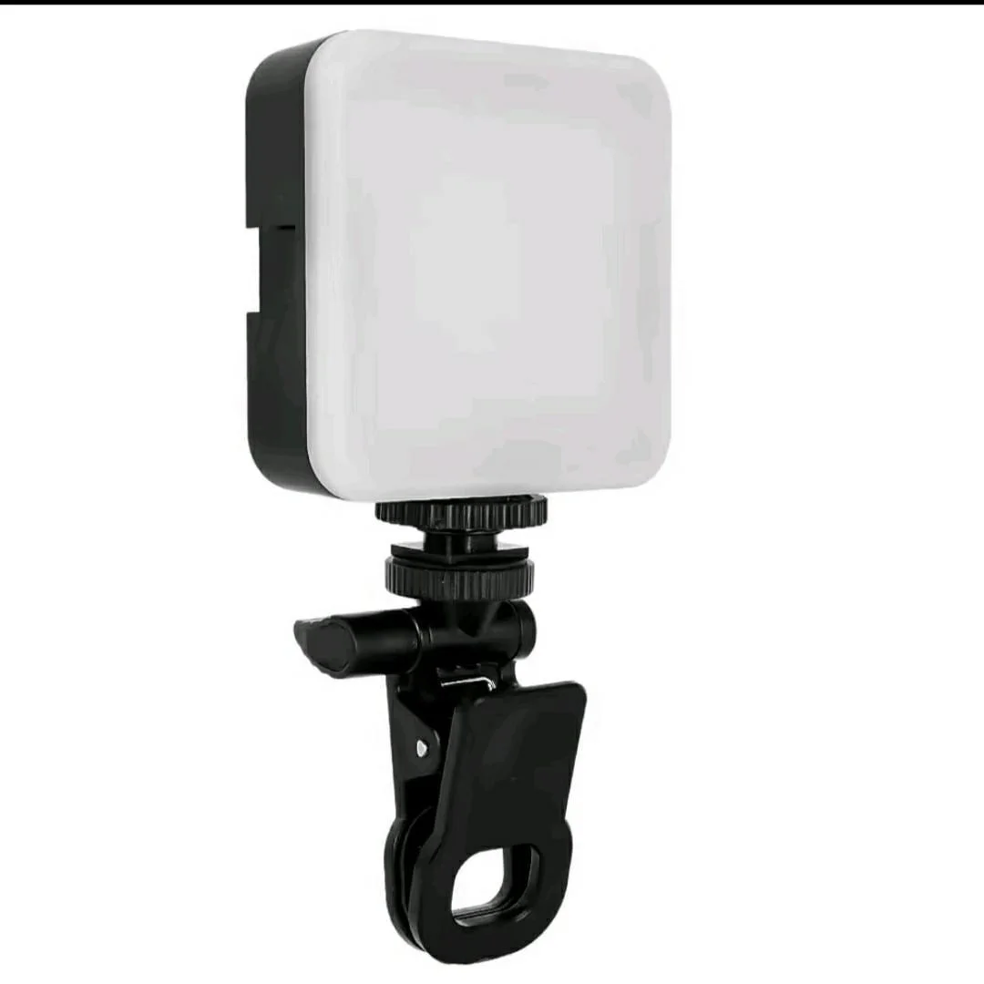 SELFIE-LIGHT