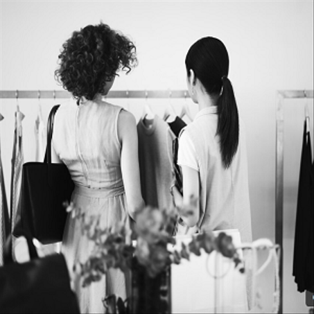 ملابس النساء