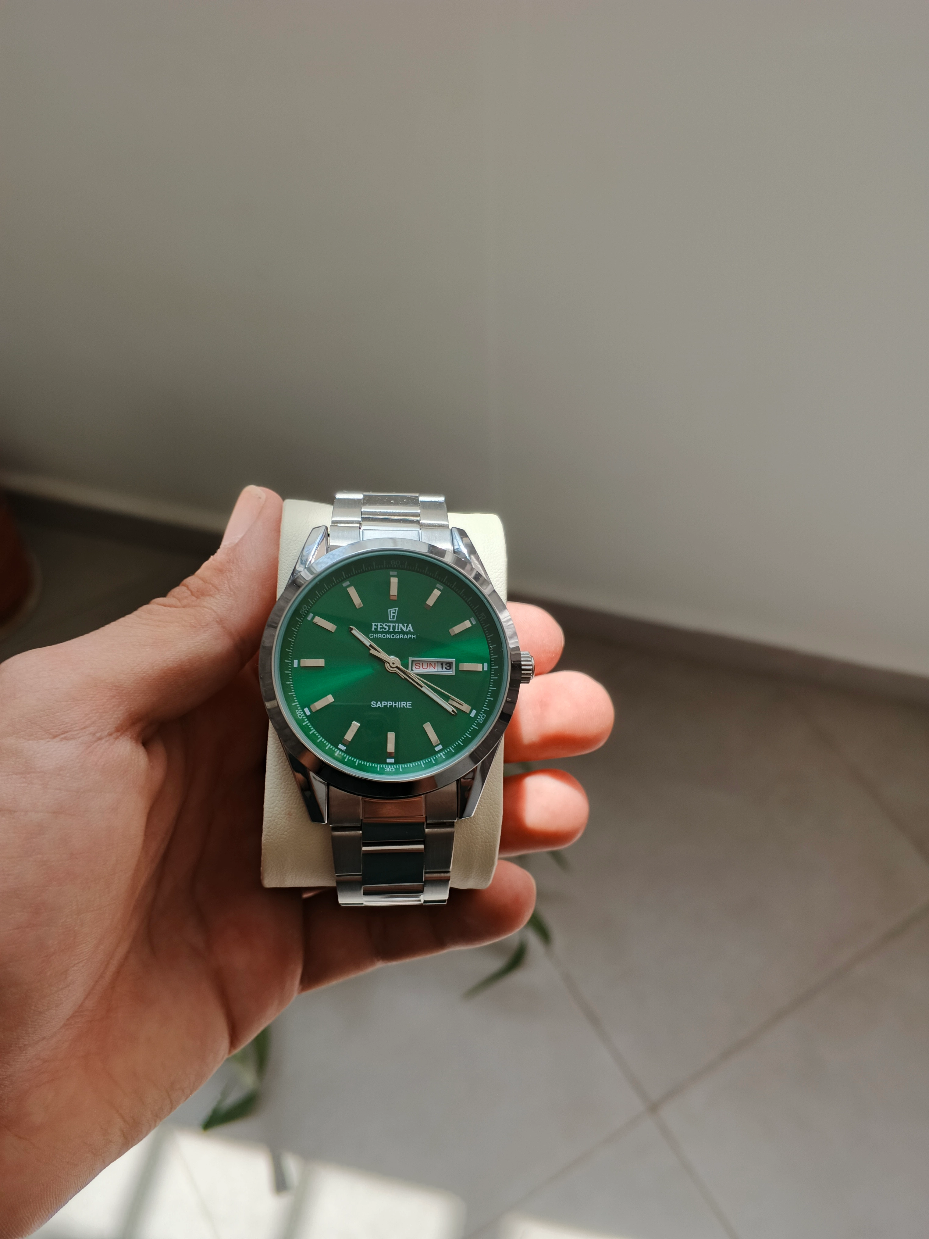 ساعة FESTINA CHRONOGRAPH SAPPHIRE باللون الأخضر