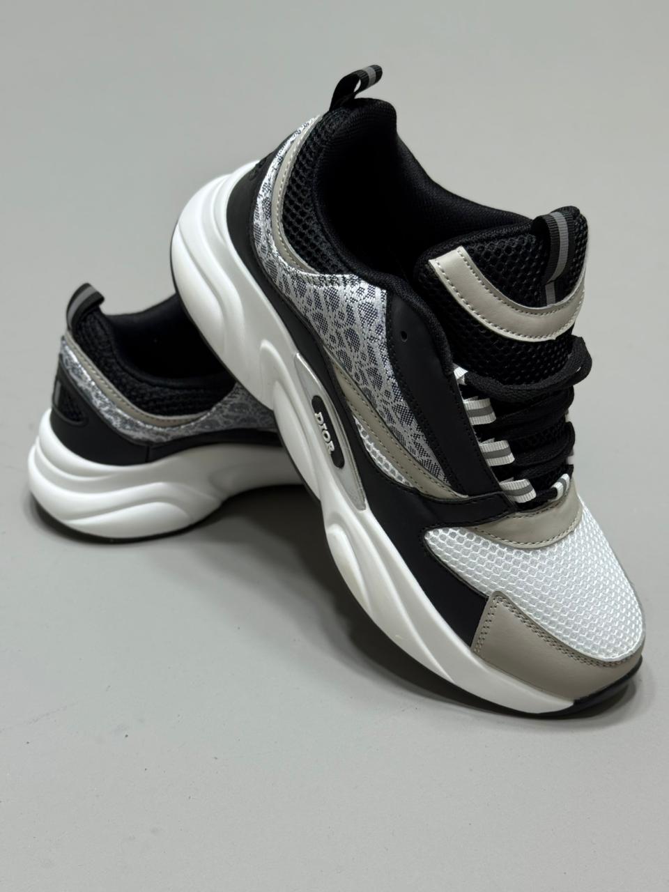 dior b 22