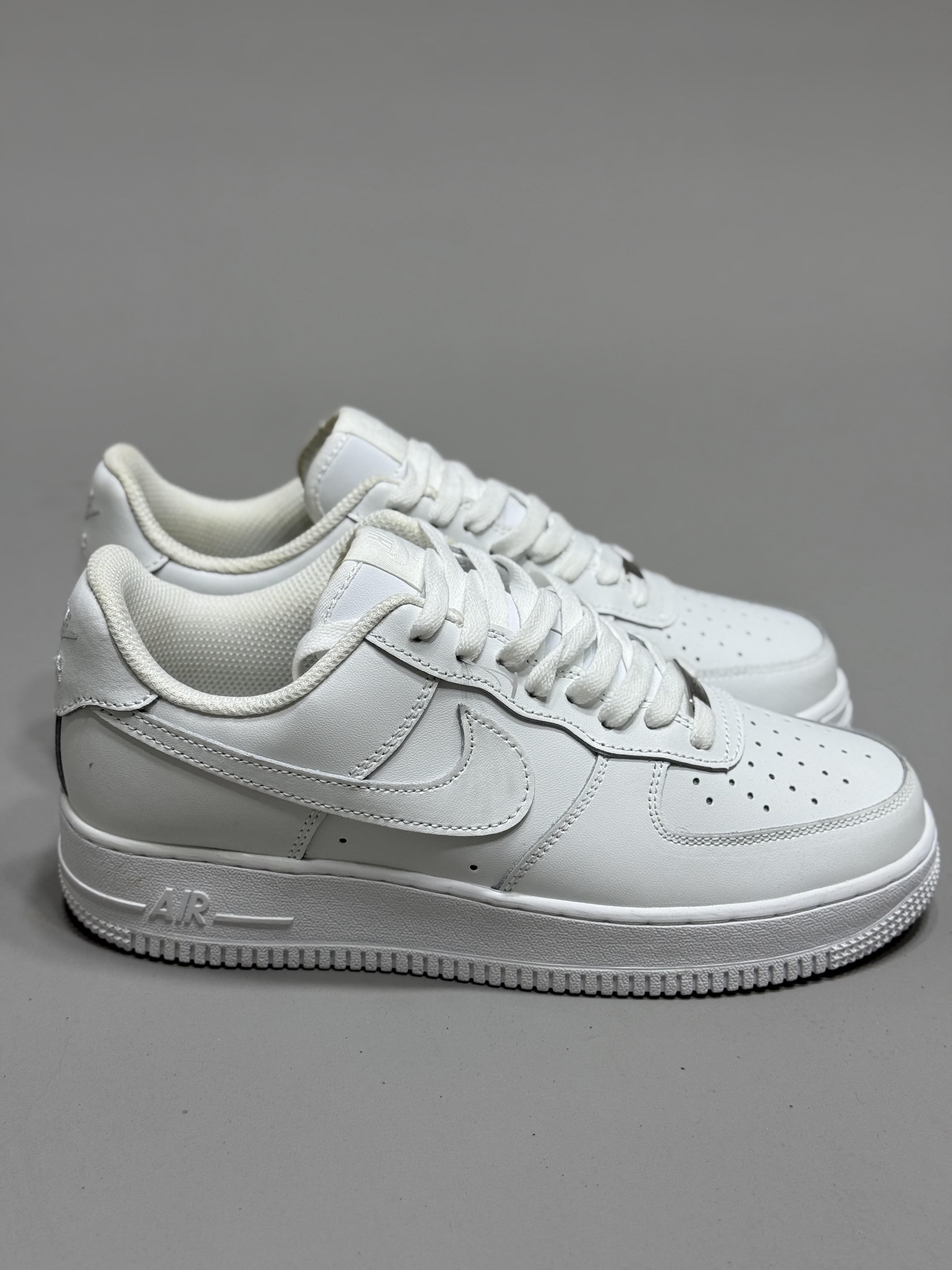 air force trible white