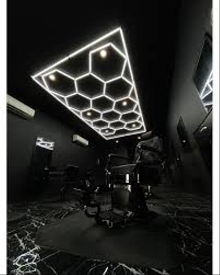 Led hexagonal plafonnier. 2.40x4.80m