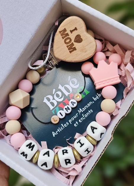 حامل مصاصة الرضع مشخصة بالإسم للإناث