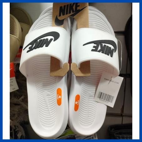 Claquettes Nike Victori One Slide