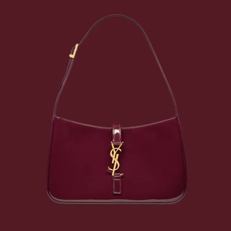 YSL Le 5 à 7