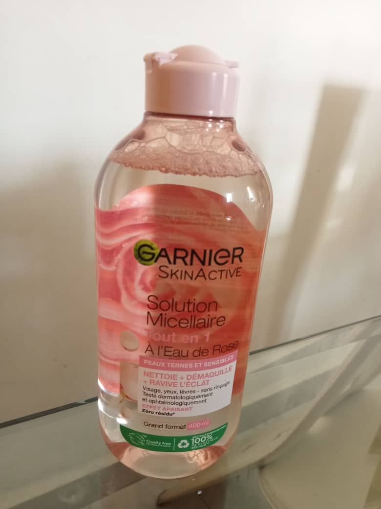 Garnier SkinActive (solution micellaire rose)