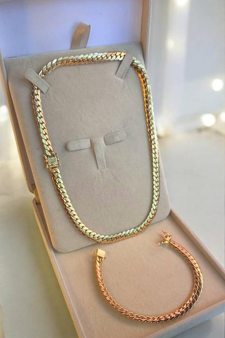 أنصومبل رادكوا سدادة الذهب