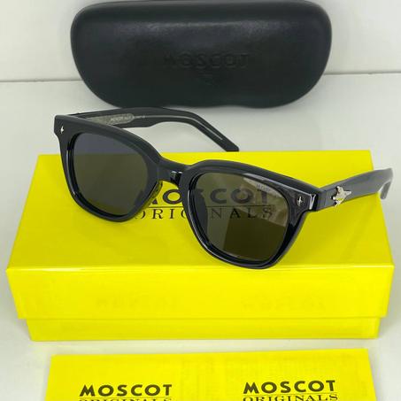 Moscot Blackstone